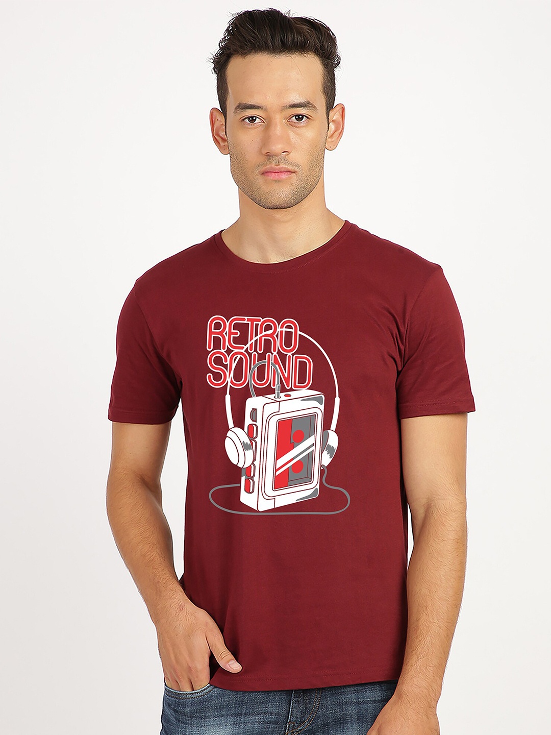 

BLACK RADIO Men Printed Slim Fit T-shirt, Maroon