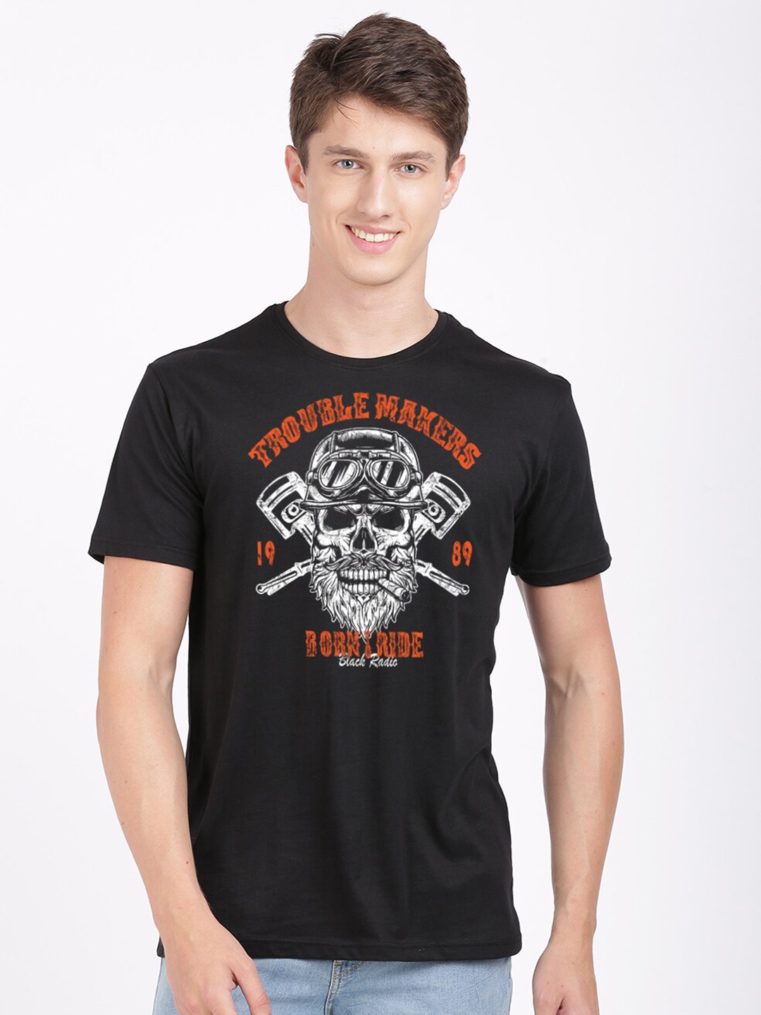 

BLACK RADIO Men Printed Pure Cotton Slim Fit T-shirt