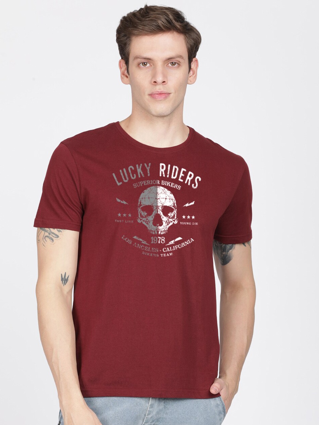 

BLACK RADIO Men Printed Pure Cotton Slim Fit T-shirt, Maroon