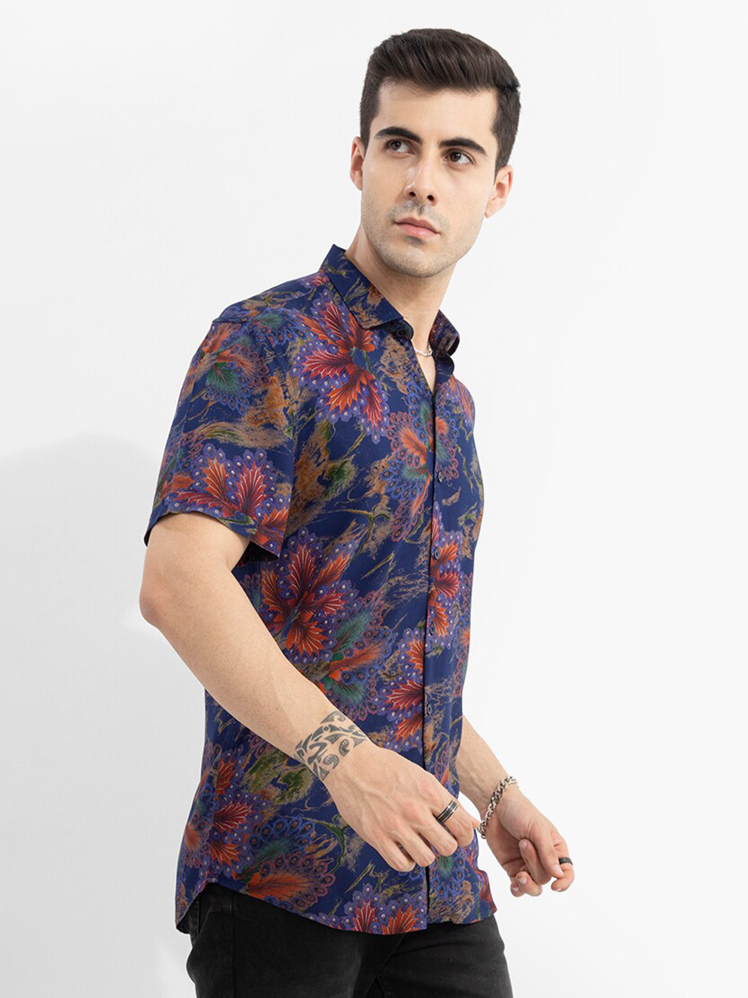

Snitch Men Slim Fit Floral Printed Casual Shirt, Blue