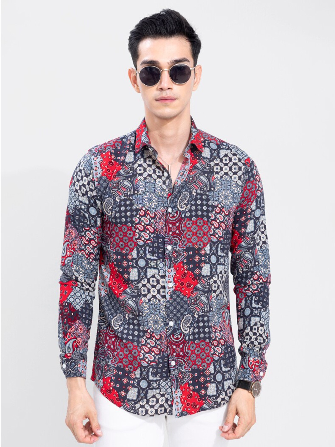 

Snitch Men Slim Fit Printed Casual Shirt, Red