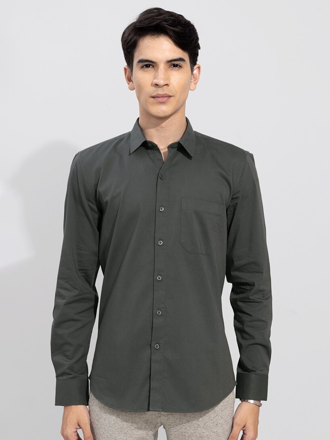 

Snitch Men Slim Fit Cotton Casual Shirt, Green