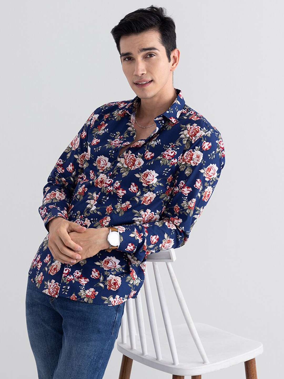 

Snitch Men Blue Slim Fit Floral Printed Cotton Casual Shirt