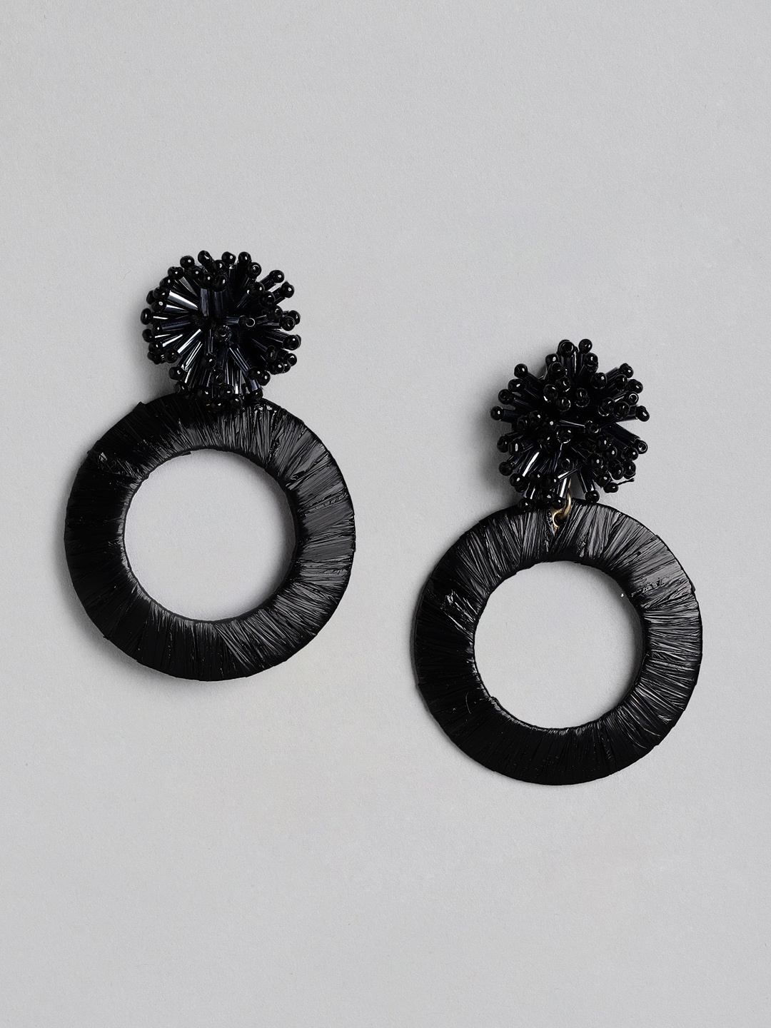 

Blueberry Woman Black Beaded Rafia Drop Earrings
