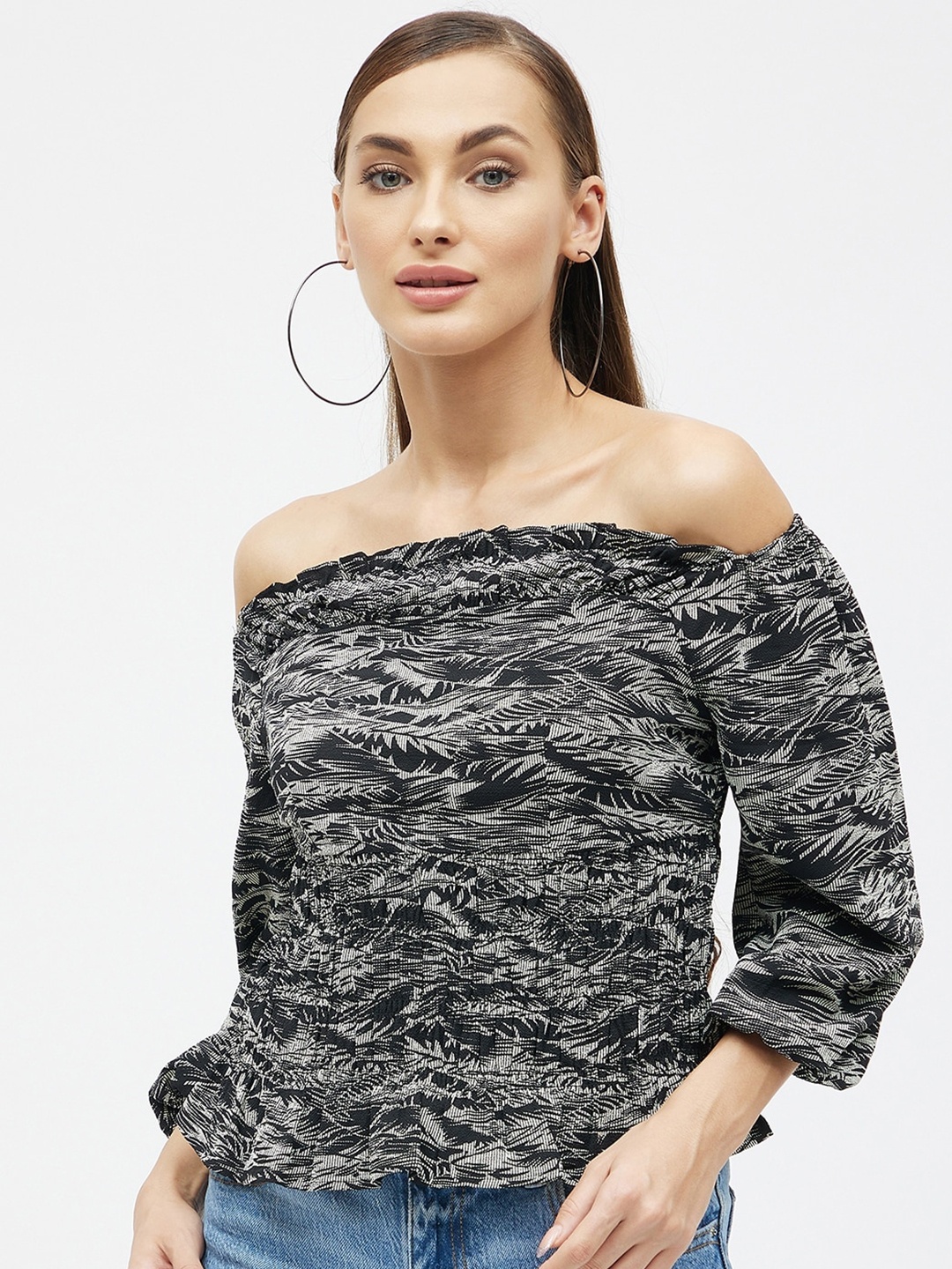 

Kibo Abstract Printed Off-Shoulder Crepe Bardot Top, Black