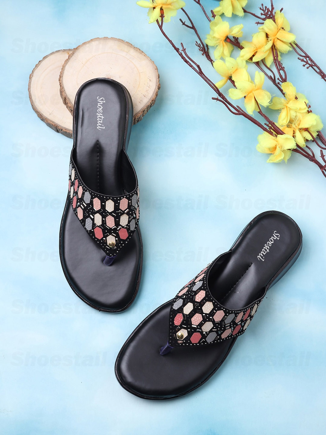 

Shoestail Women Embellished Open Toe Flats, Black