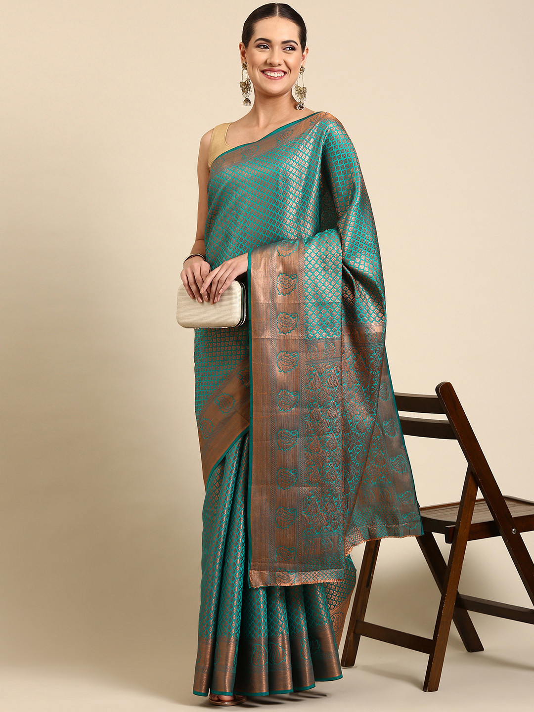 

Pothys Woven Design Ethnic Motifs Jute Silk Saree, Green