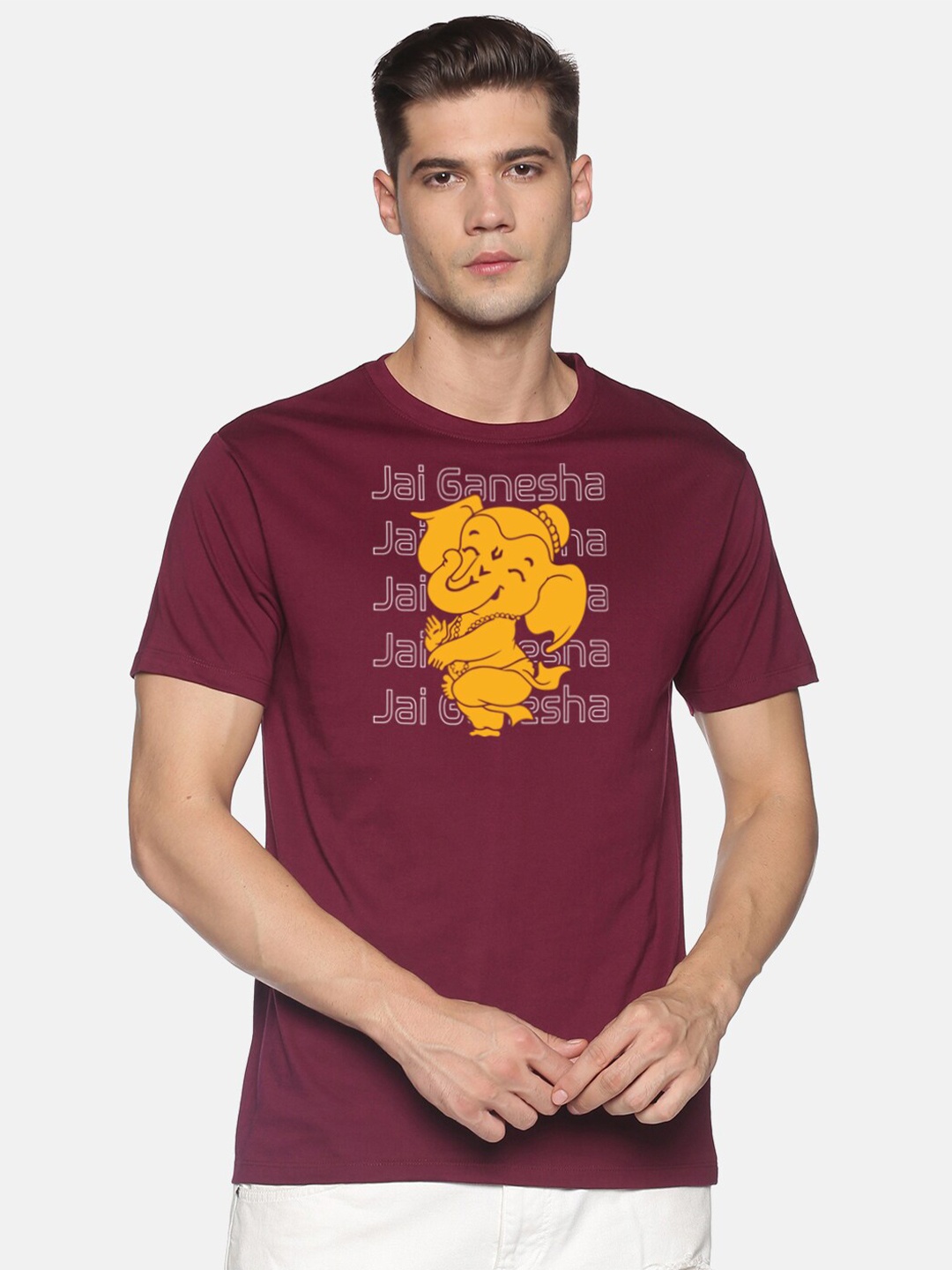 

BLACK RADIO Men Printed Round Neck Cotton T shirt, Maroon