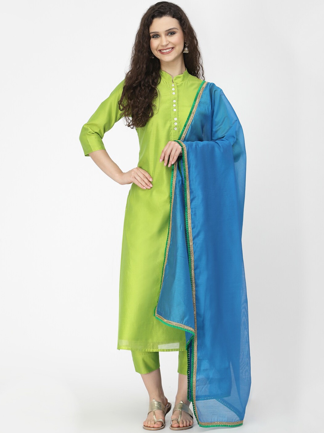

Desi Weavess Women Regular Kurta with Trousers & Dupatta, Green