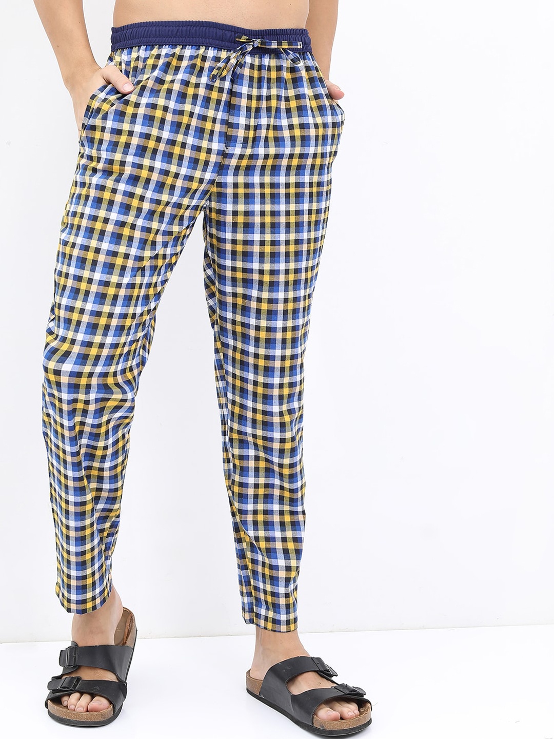 

HIGHLANDER Men Checked Lounge Pants, White