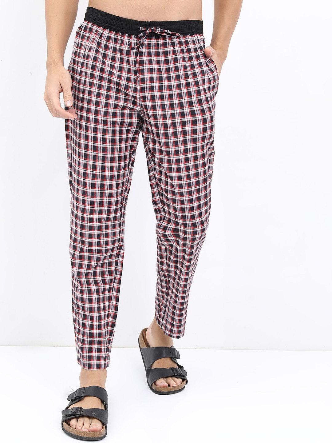

HIGHLANDER Men Checked Mid-Rise Lounge Pants, Red