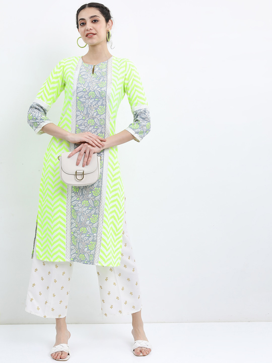 

Vishudh Floral Printed Keyhole Neck Kurta, Yellow