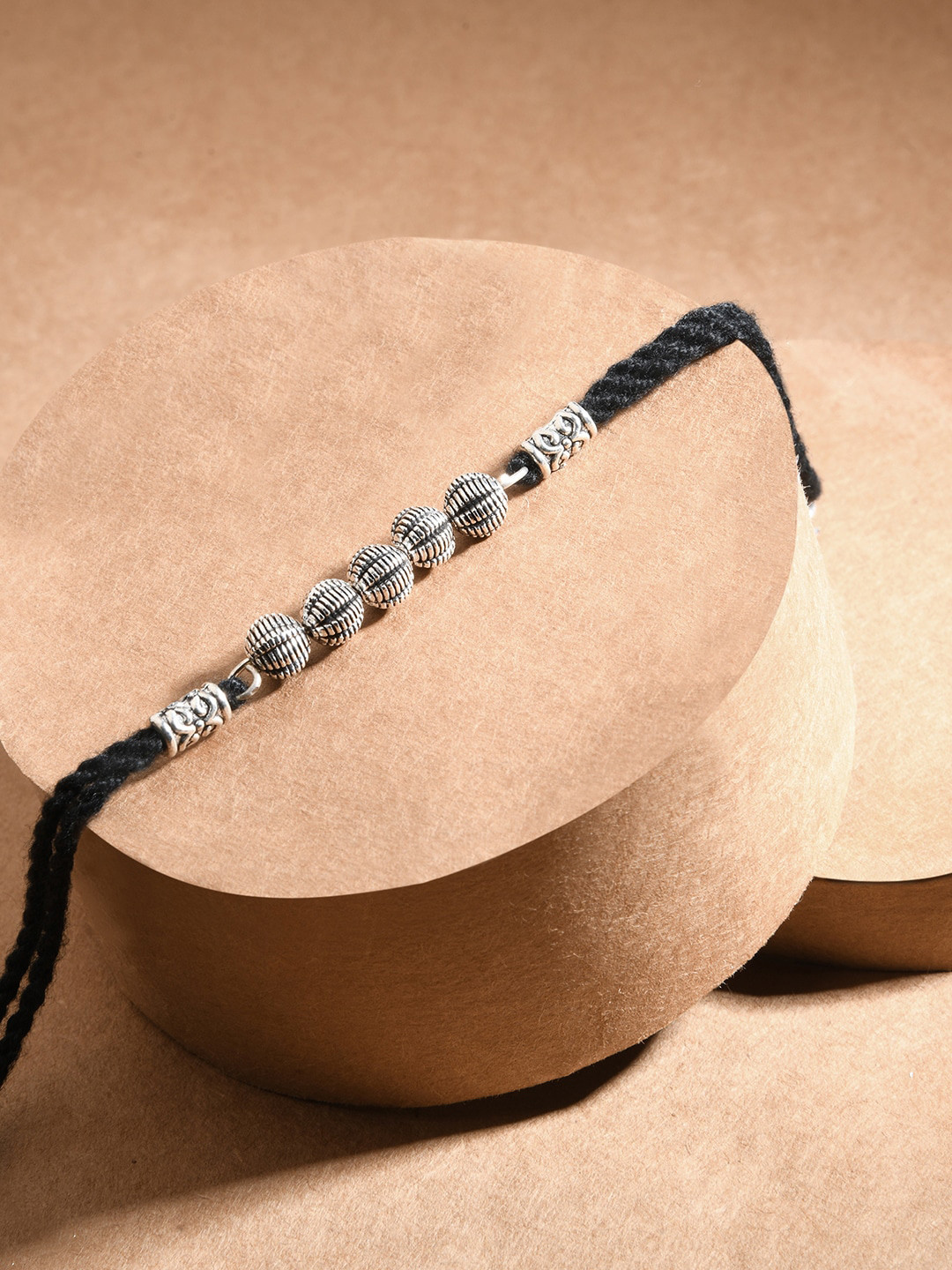 

Fida Oxidised Silver-Plated Thread Anklet