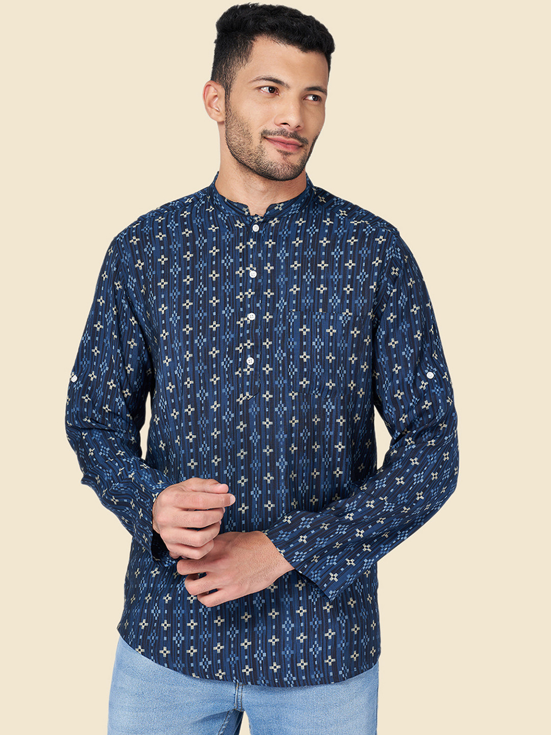 

YU by Pantaloons Men Geometric Printed Thread Work Kurta, Blue