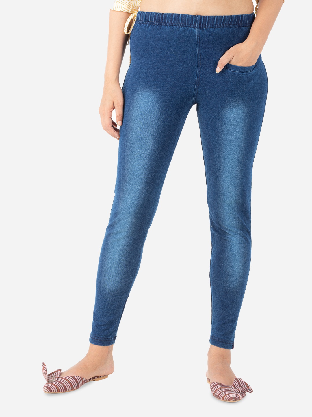 

indian flower Women Skinny Fit Denim Jeggings, Navy blue