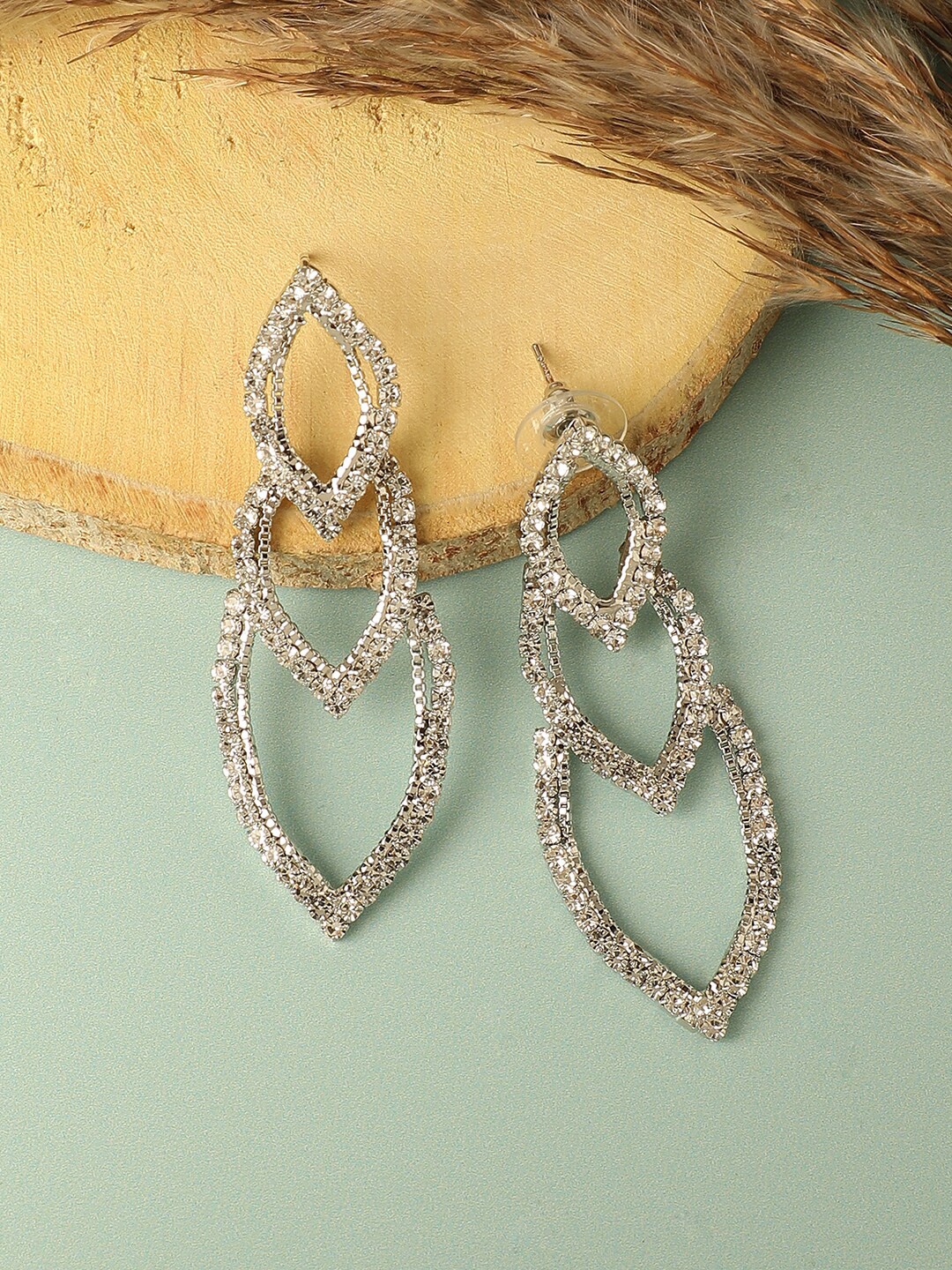 

SOHI Silver-Plated Contemporary Drop Earrings, White