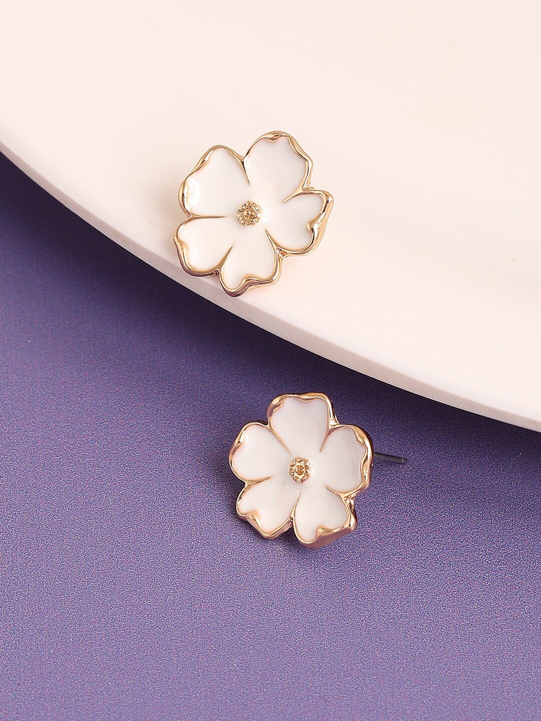 

SOHI Gold-Plated Floral Studs Earrings, White