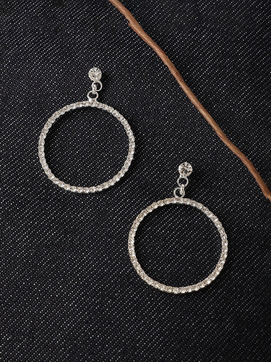 

SOHI Silver-Plated Contemporary Drop Earrings