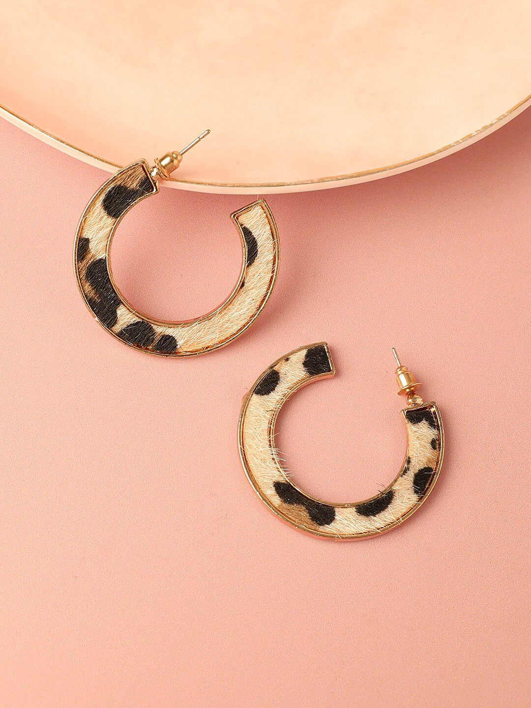

SOHI Women Gold Plated Circular Hoop Earrings, Blue