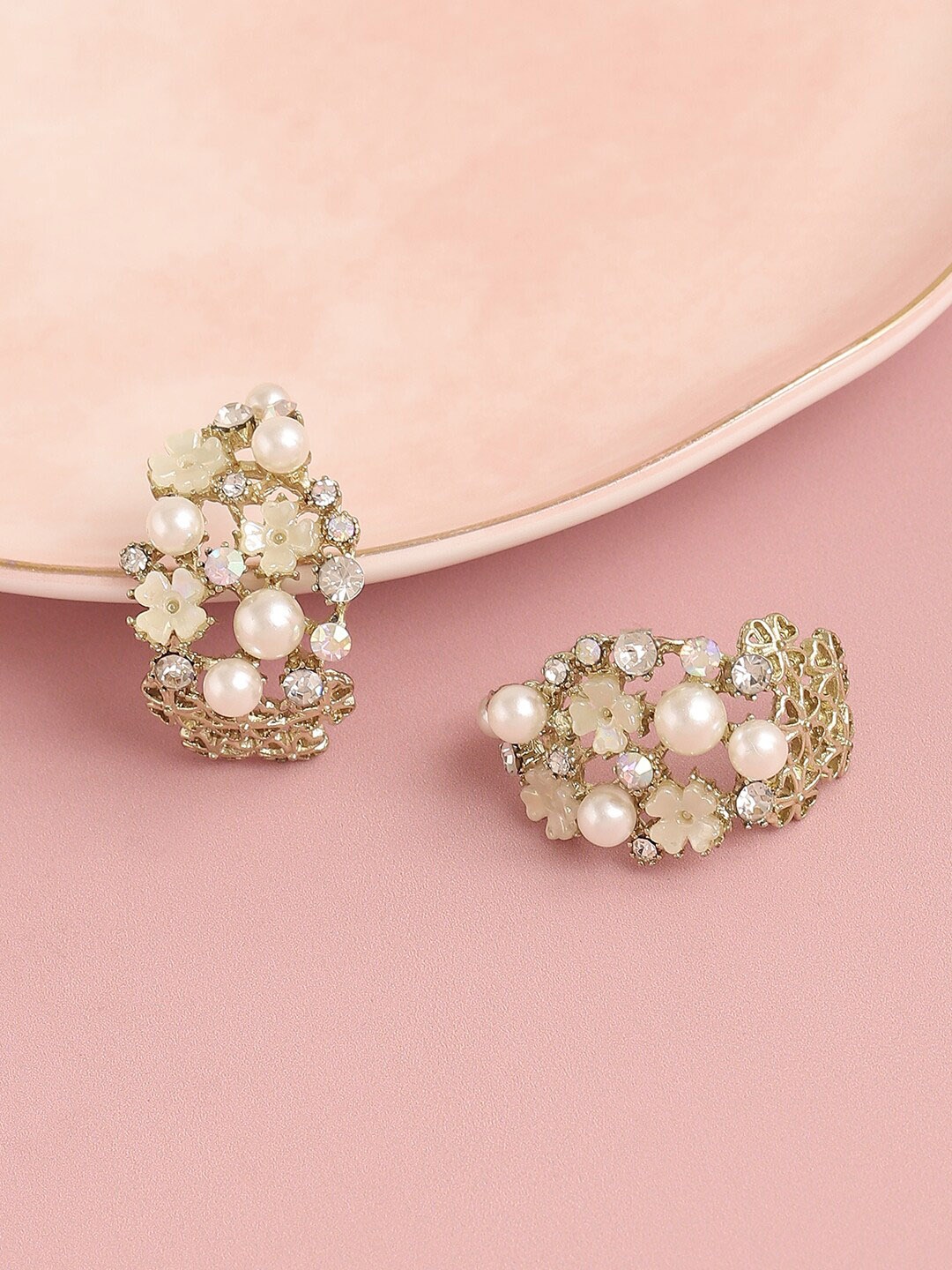 

SOHI Gold-Plated Contemporary Drop Earrings