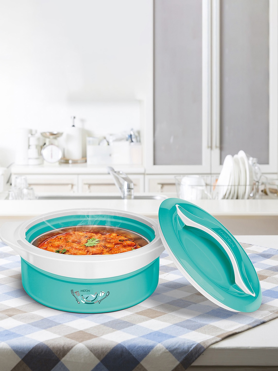 

Milton Zenith 1500 Blue Insulated Inner Stainless Steel Casserole 1110 ml