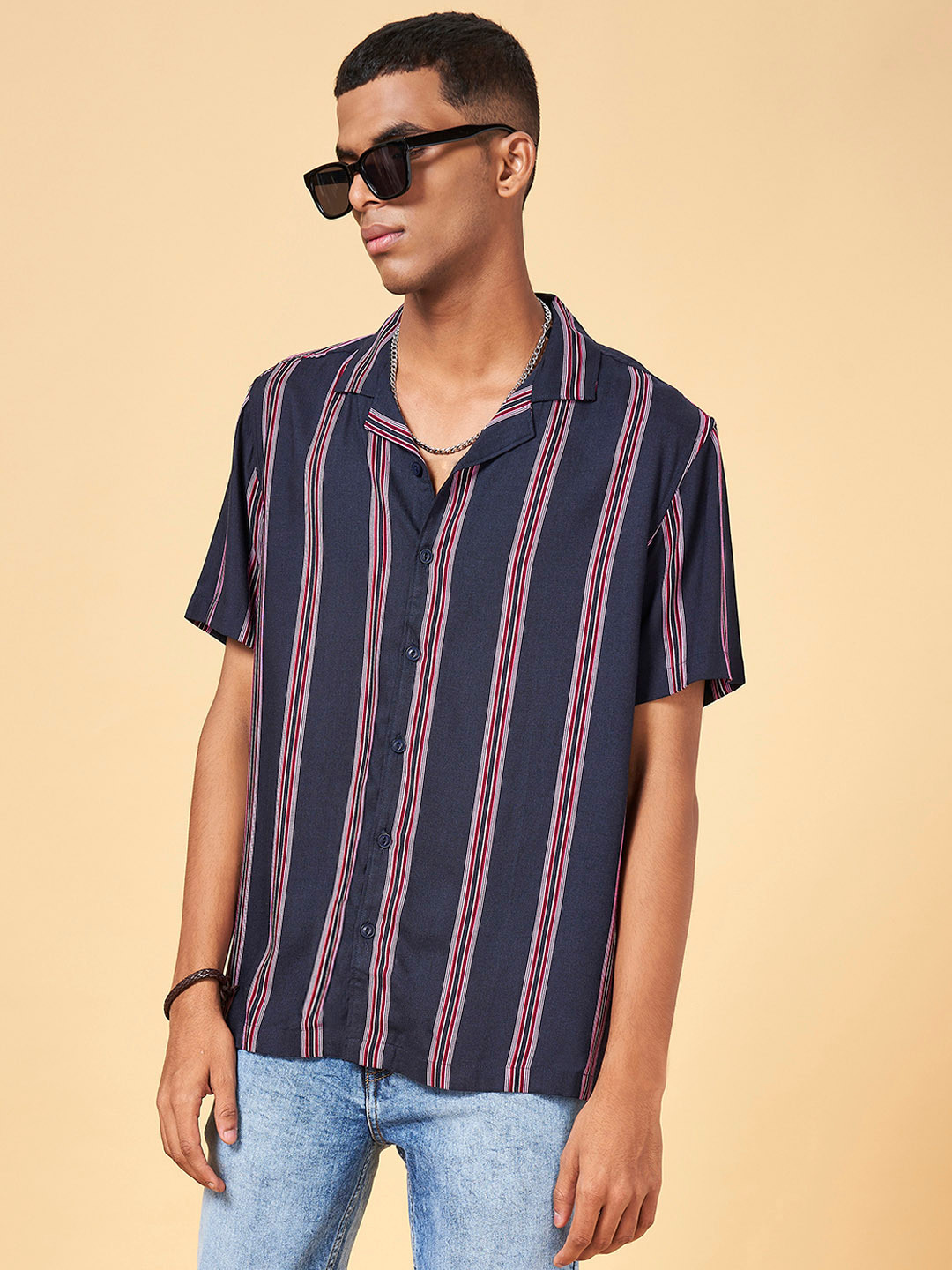 

YU by Pantaloons Men Slim Fit Striped Cotton Casual Shirt, Navy blue