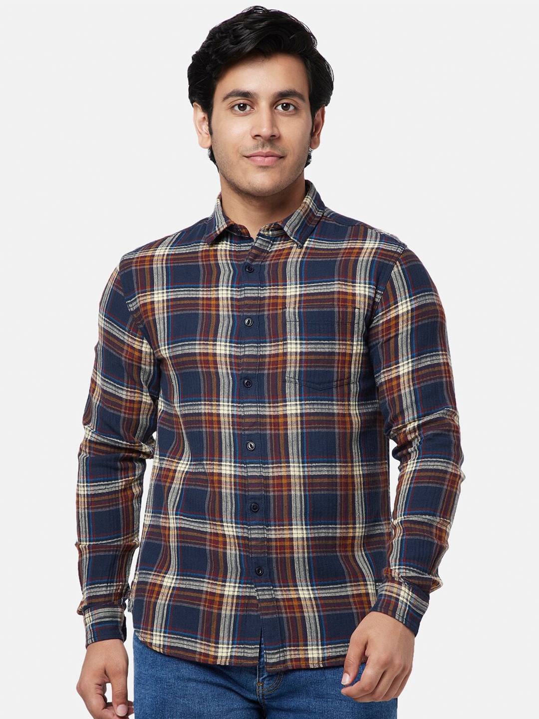 

YU by Pantaloons Men Slim Fit Checked Casual Shirt, Maroon