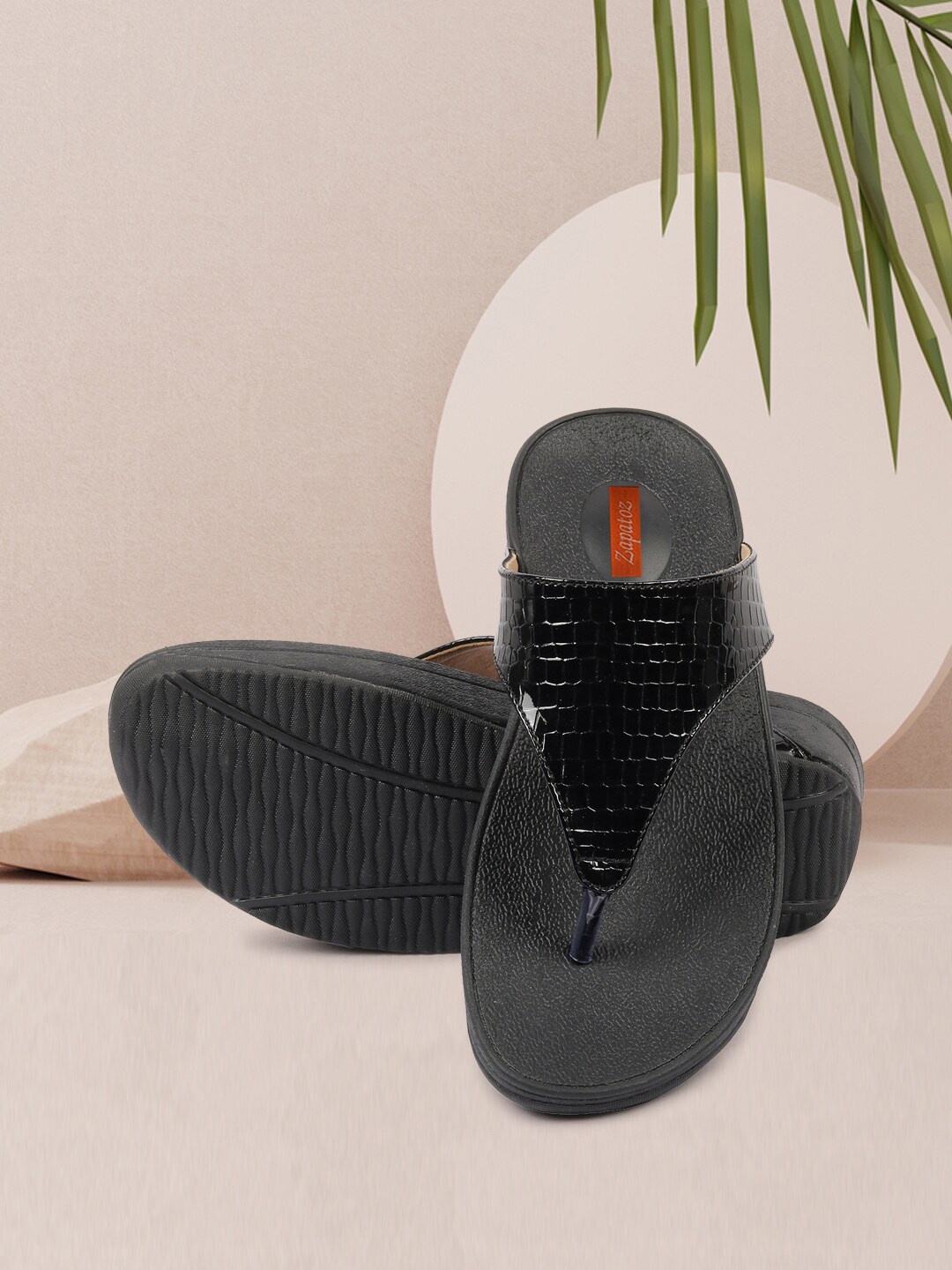 

ZAPATOZ Girls Solid Textured Design Black Flats