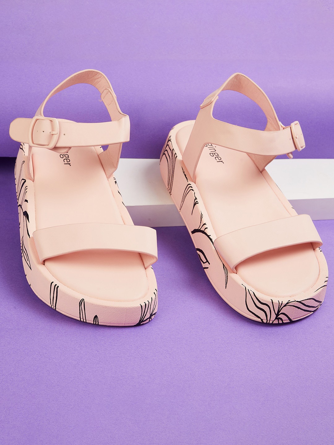 

Ginger by Lifestyle Women Pink Open Toe Flats