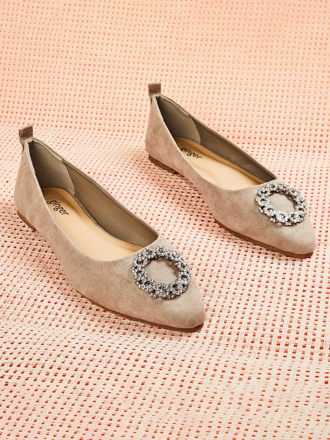 

Ginger by Lifestyle Women Embellished Ballerinas Flats, Grey