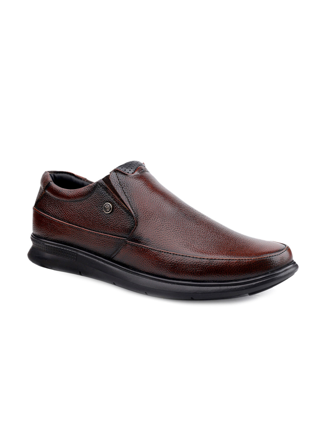 

bacca bucci Men Textured Leather Formal Slip-On Shoes, Brown