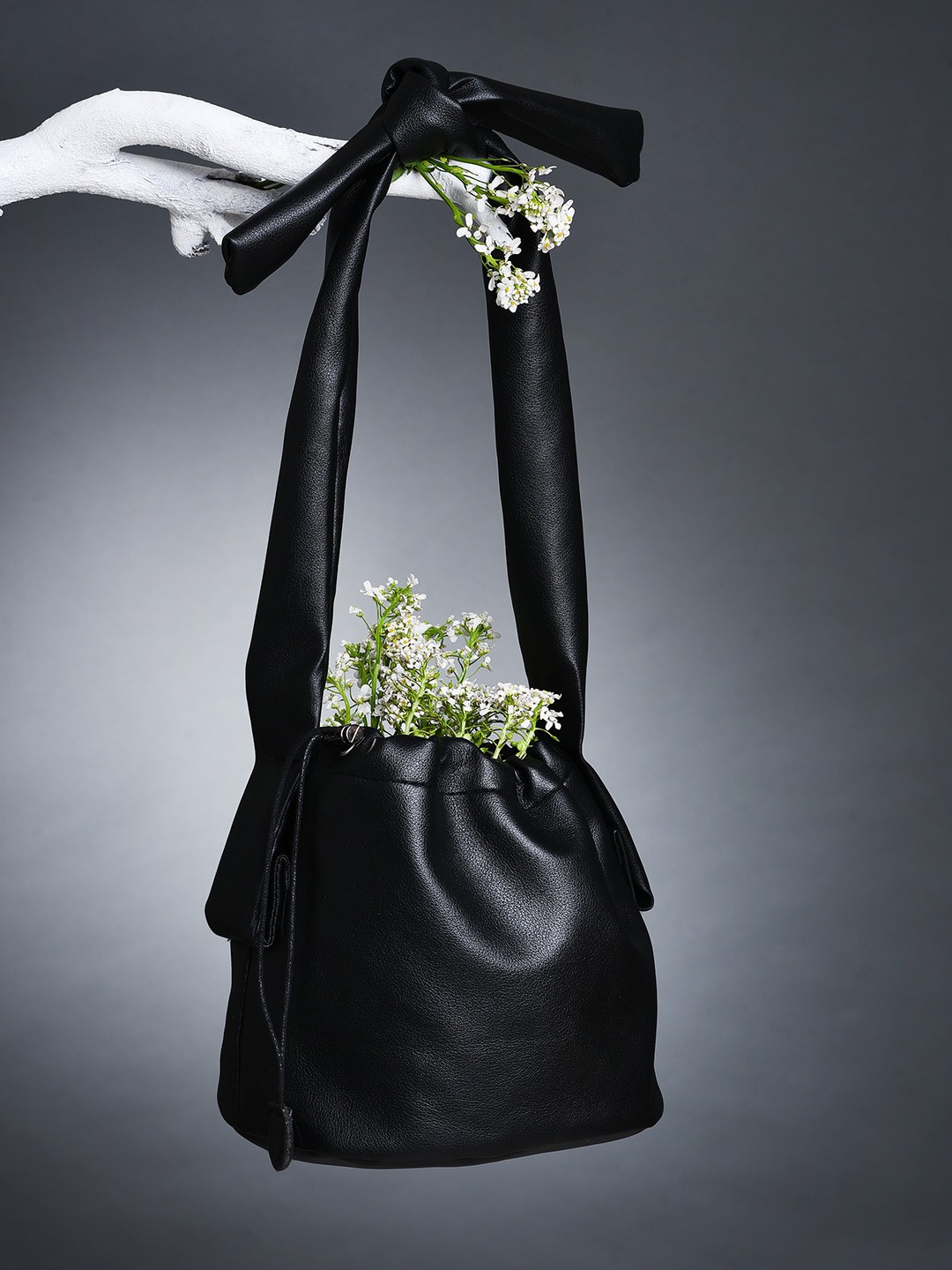 

HAUTE SAUCE by Campus Sutra PU Structured Sling Bag, Black