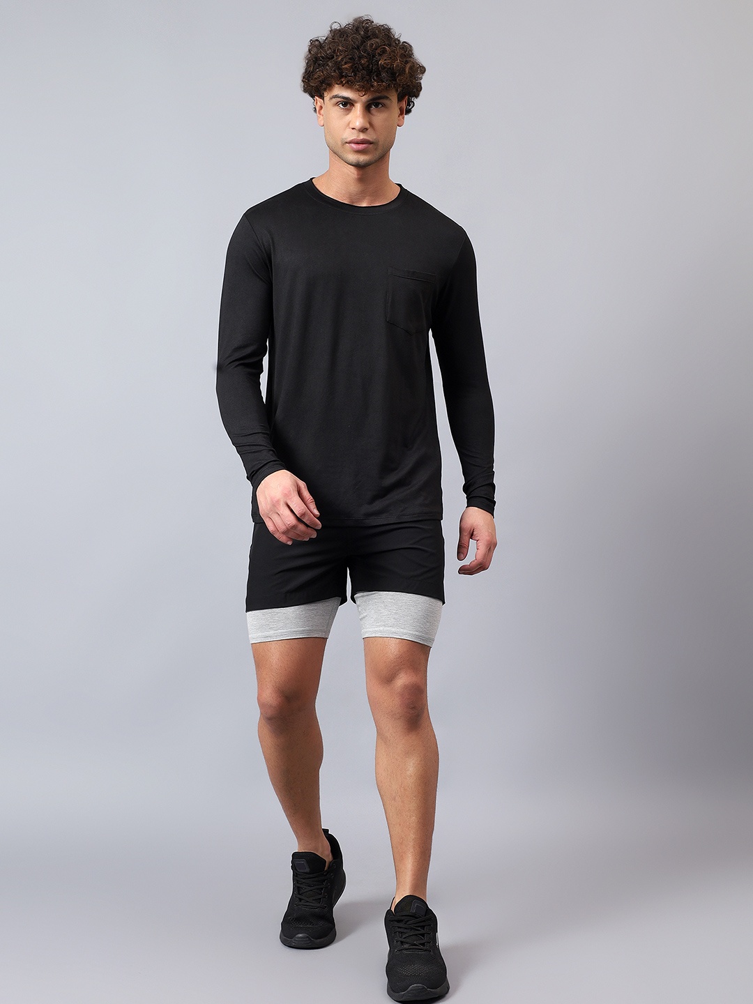 

Fitkin Men Black Round Neck Long Sleeves T-shirt