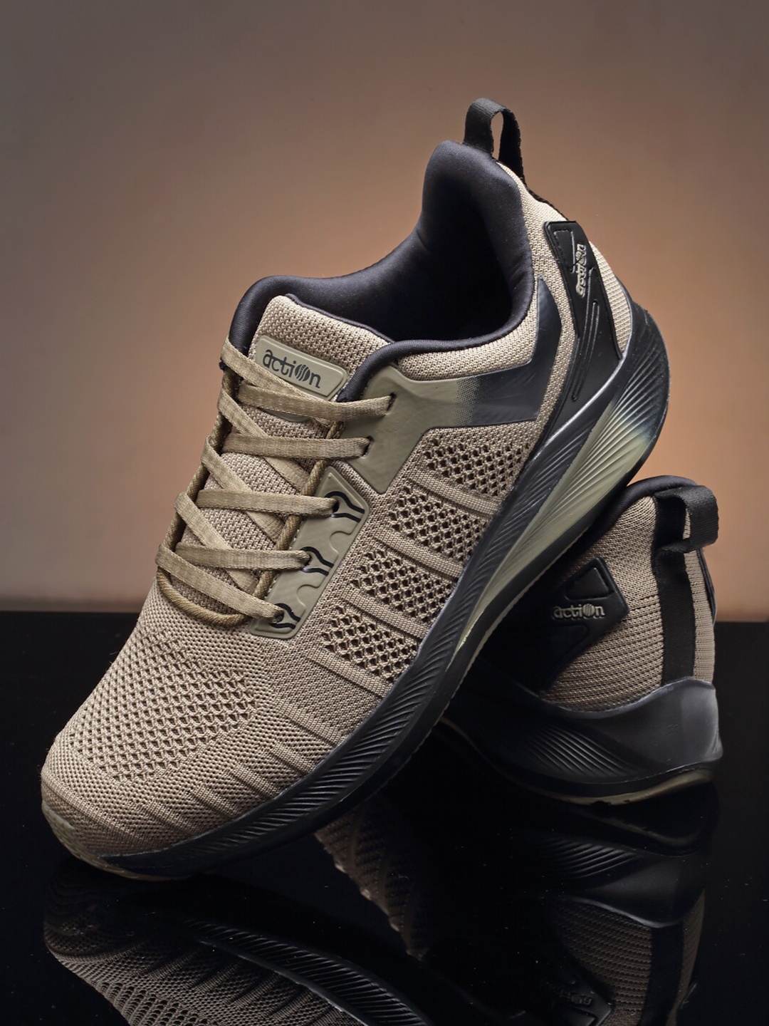 

Action Men Mesh Running Non-Marking Shoes, Beige