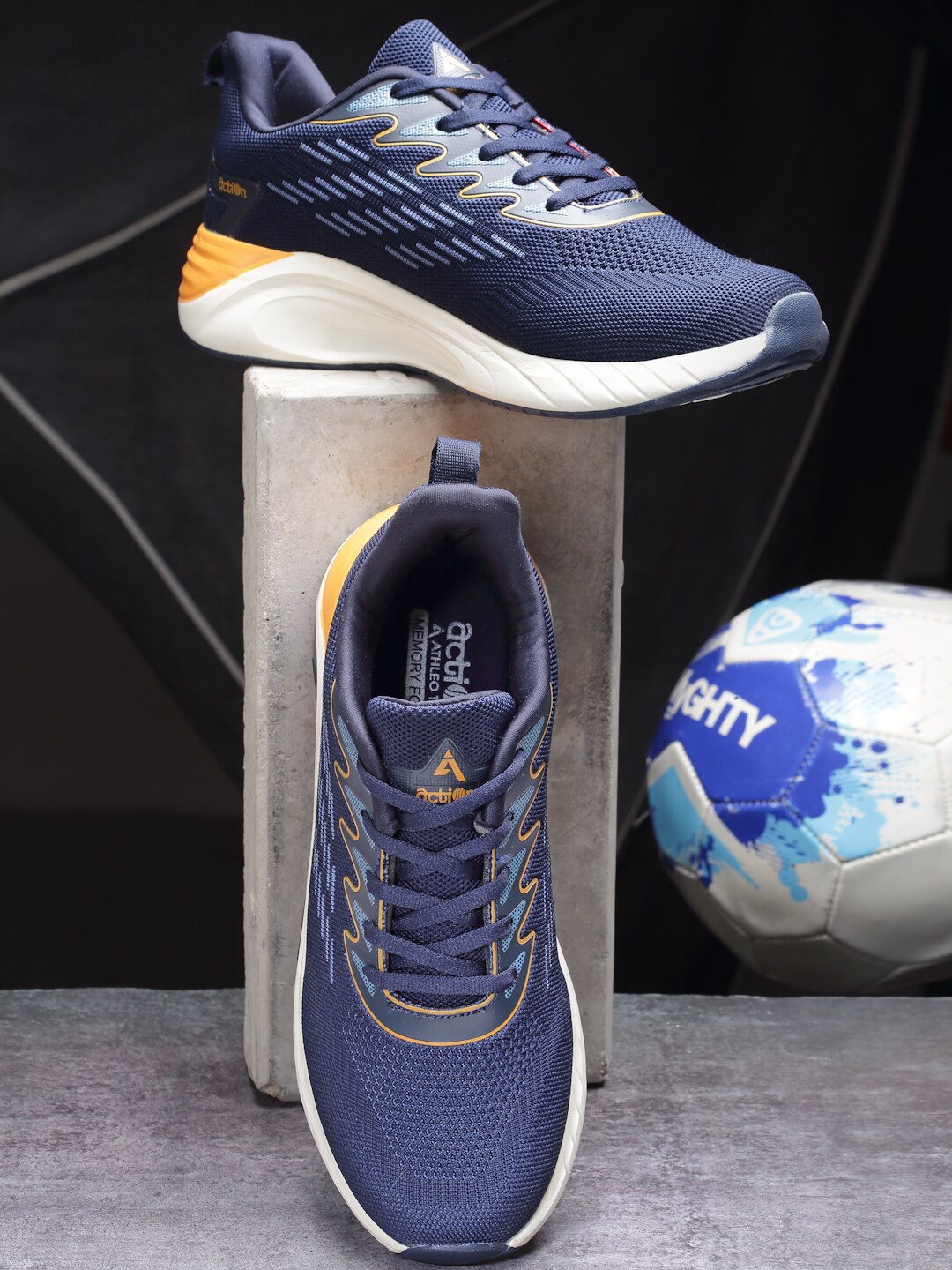 

Action Men Mesh Running Non-Marking Shoes, Navy blue