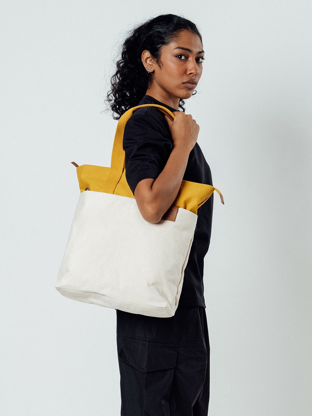 

DailyObjects Colourblocked Oversized Shopper Tote Bag, Tan
