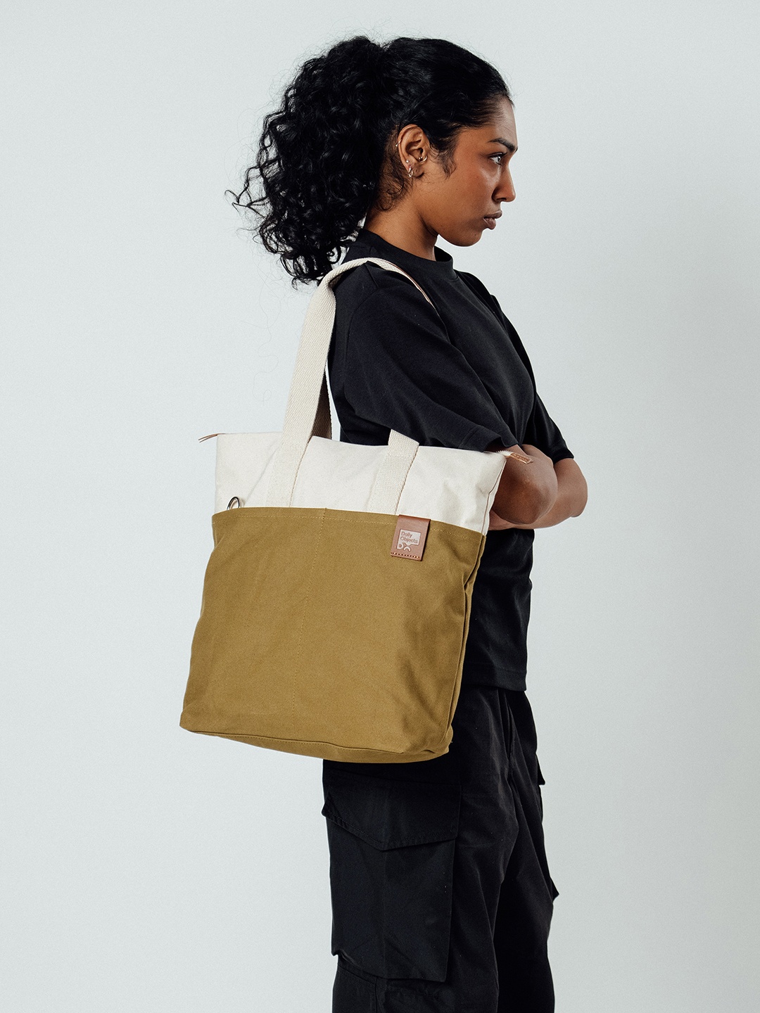 

DailyObjects Colourblocked Oversized Shopper Tote Bag, Green