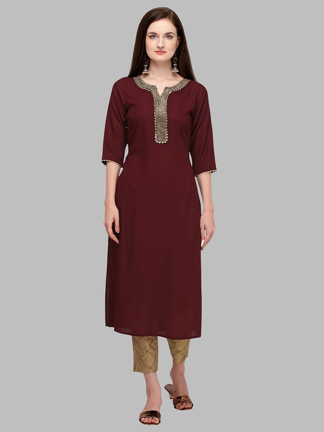 

Berrylicious Women Beads and Stones Kurta with Trousers, Maroon