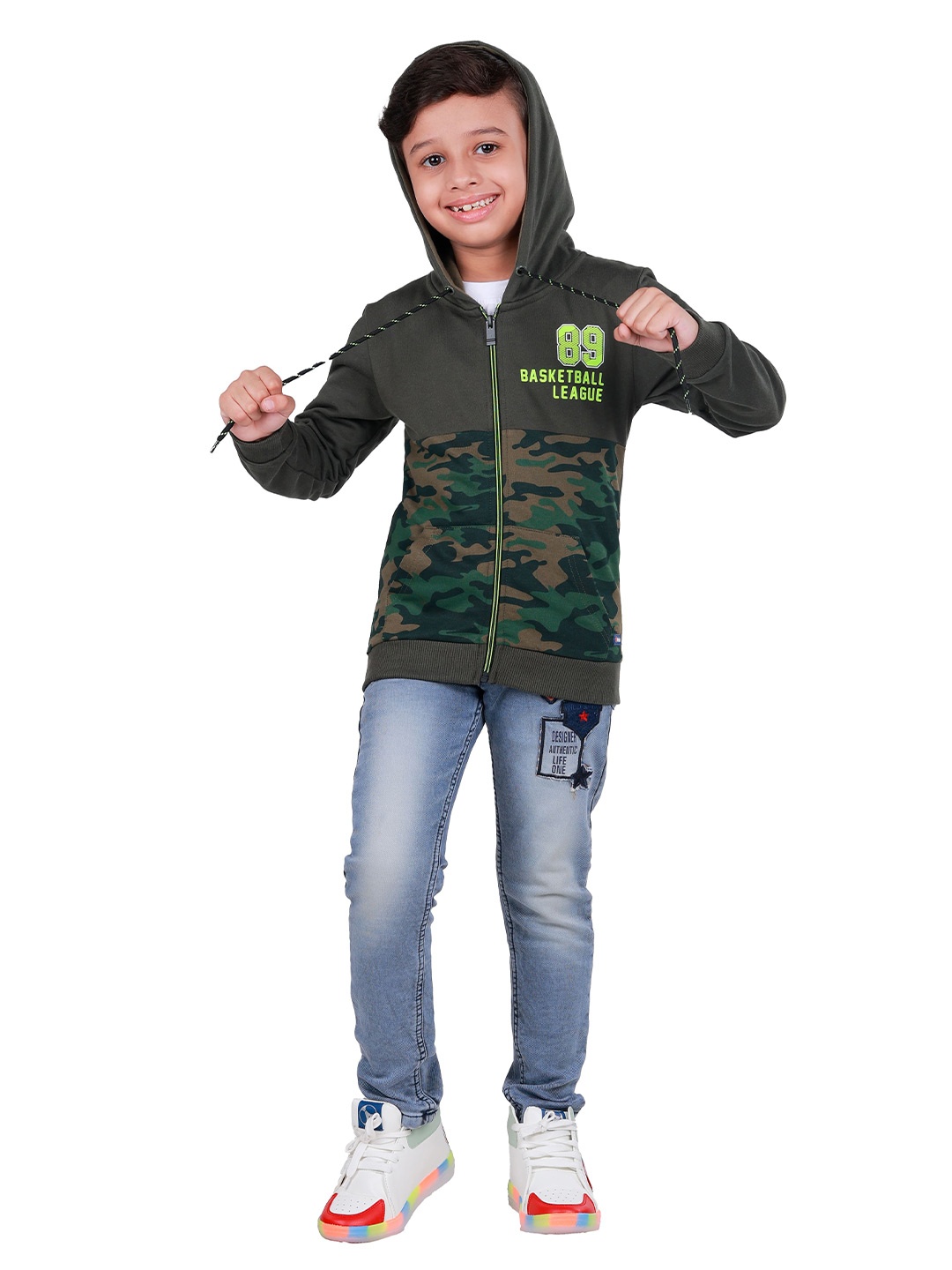 

3PIN Boys Green Printed Hooded Cotton Sweatshirt