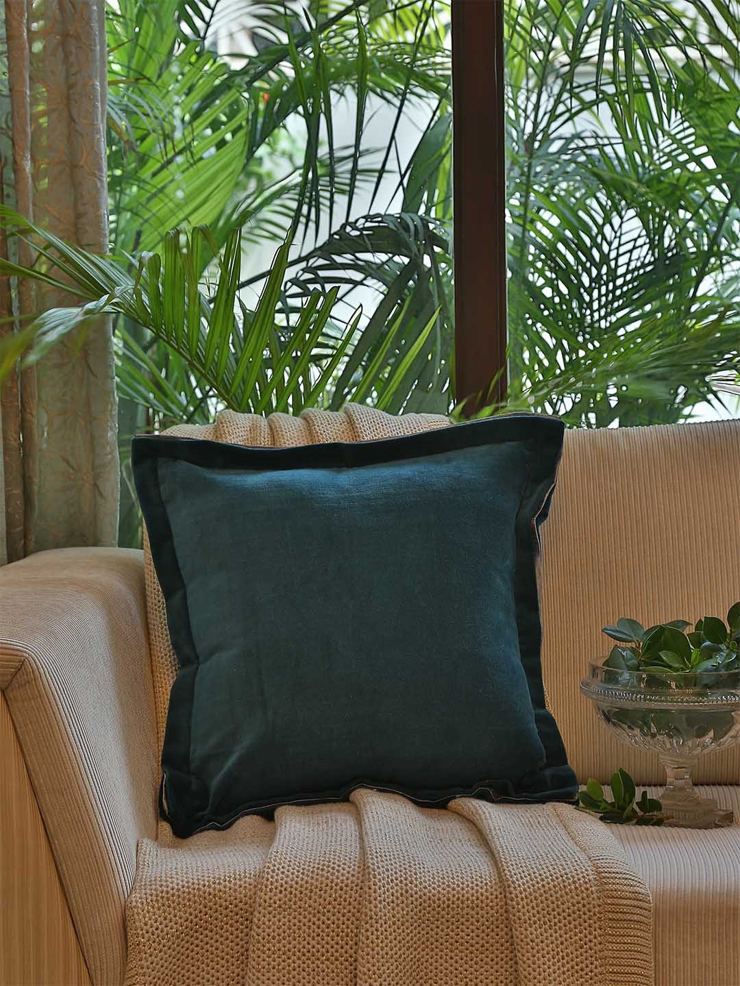 

Amoliconcepts Cosy Comfort Teal Green Cotton Velvet Square Cushion Covers