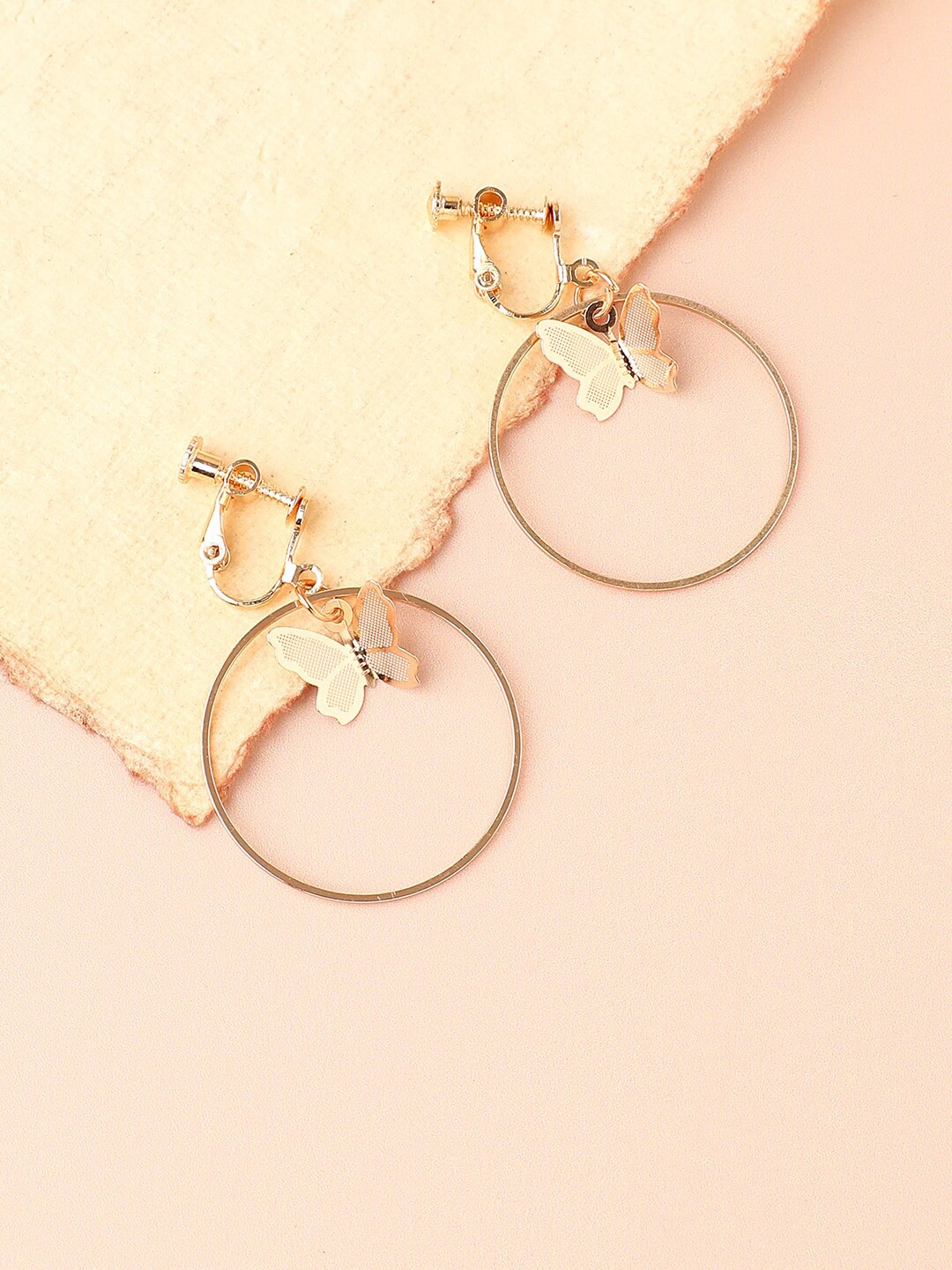 

SOHI Gold Plated Circular Drop Earrings