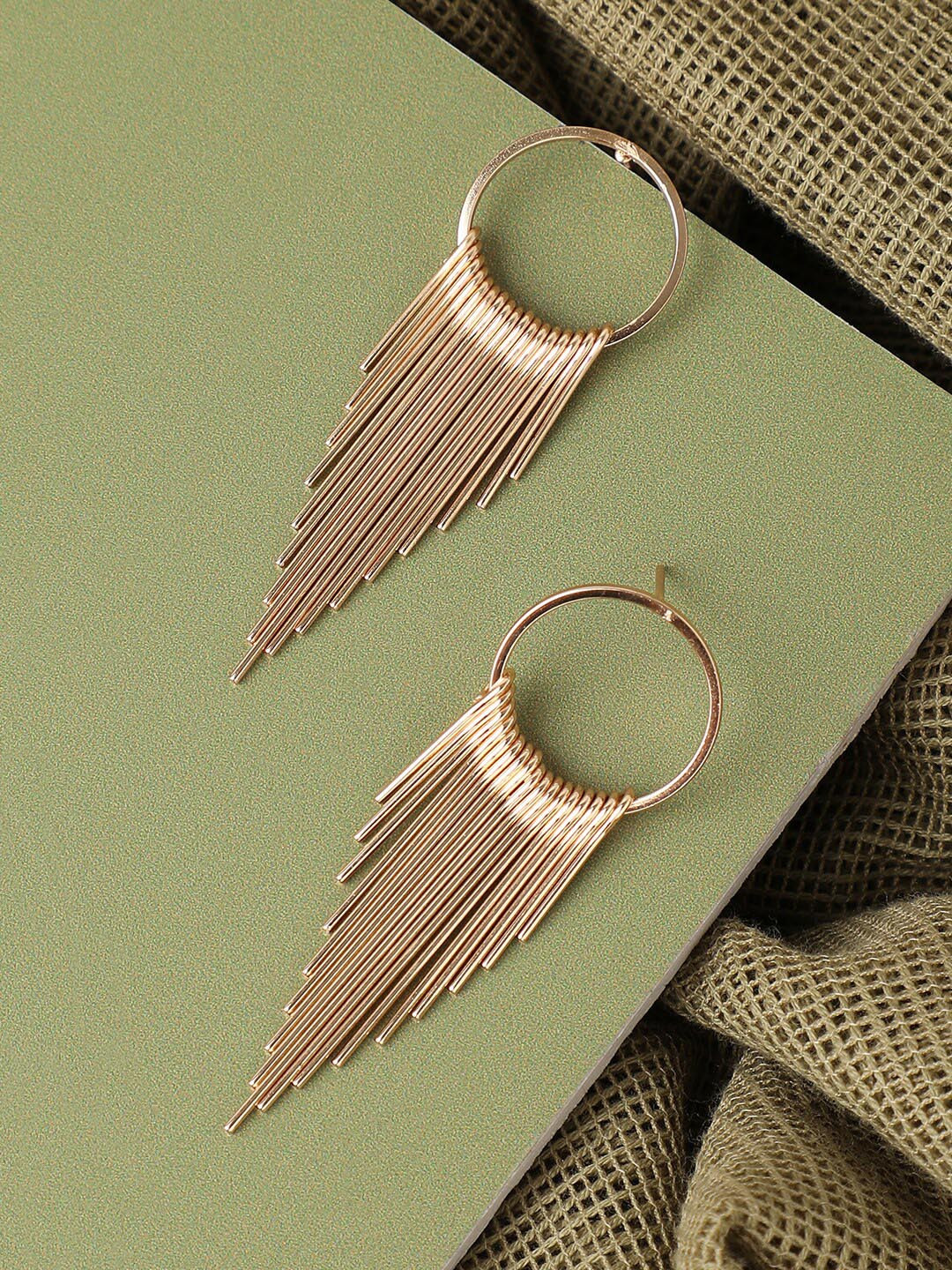

SOHI Women Gold Plated Contemporary Drop Earrings