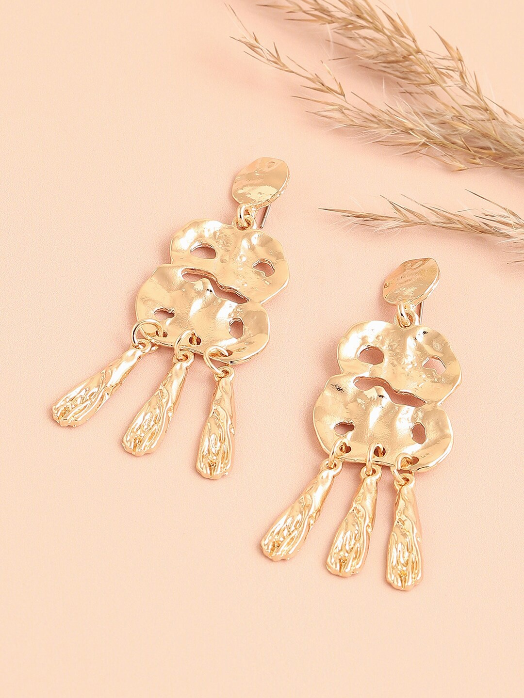 

SOHI Gold-Plated Contemporary Drop Earrings