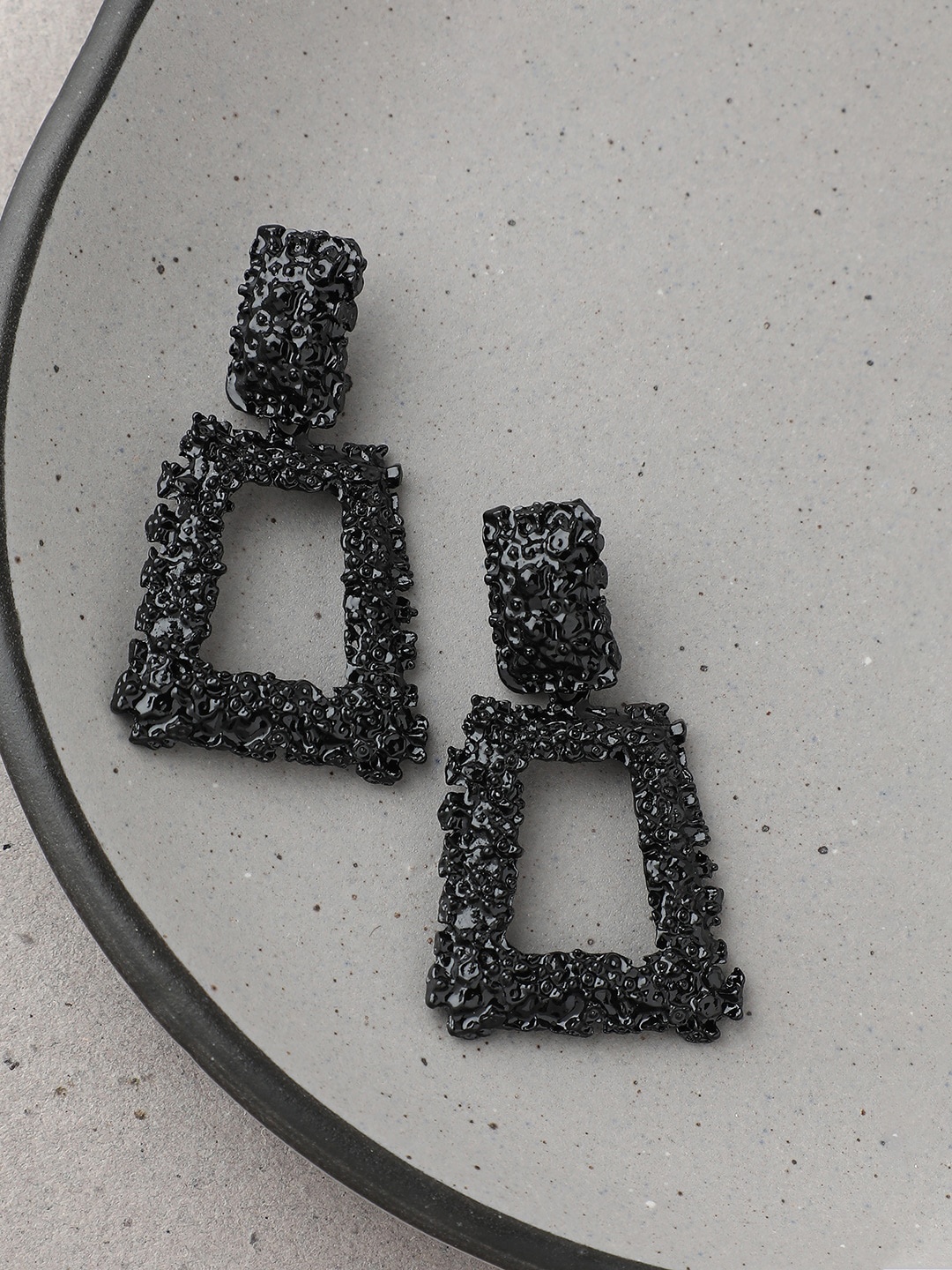 

SOHI Contemporary Drop Earring, Black