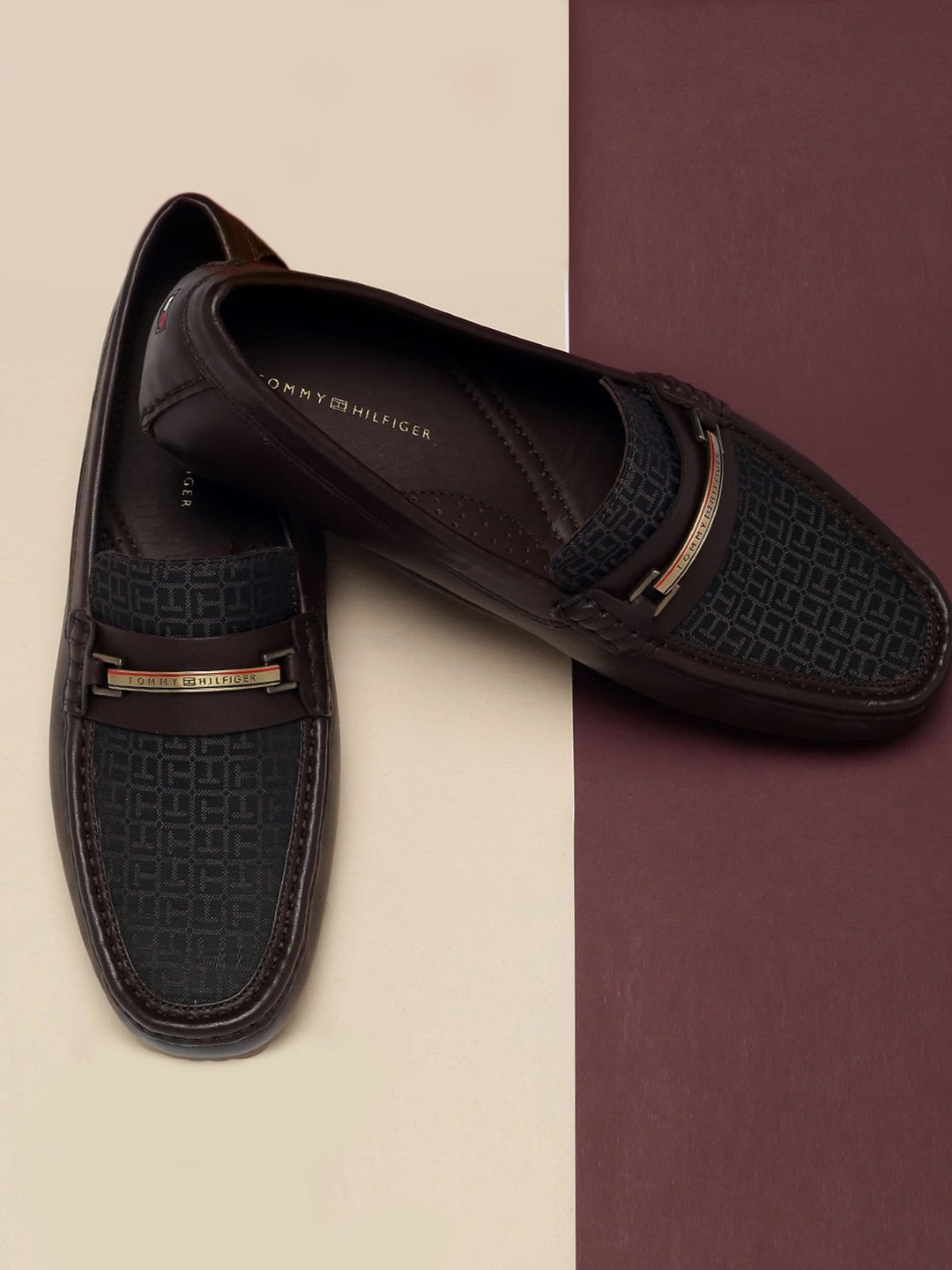 

Tommy Hilfiger Men Leather Loafers, Brown