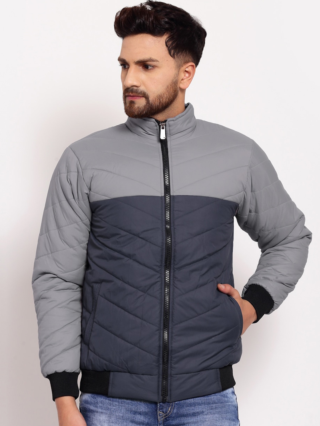 

KLOTTHE Men Colourblocked Nylon Water Resistant Padded Jacket, Grey