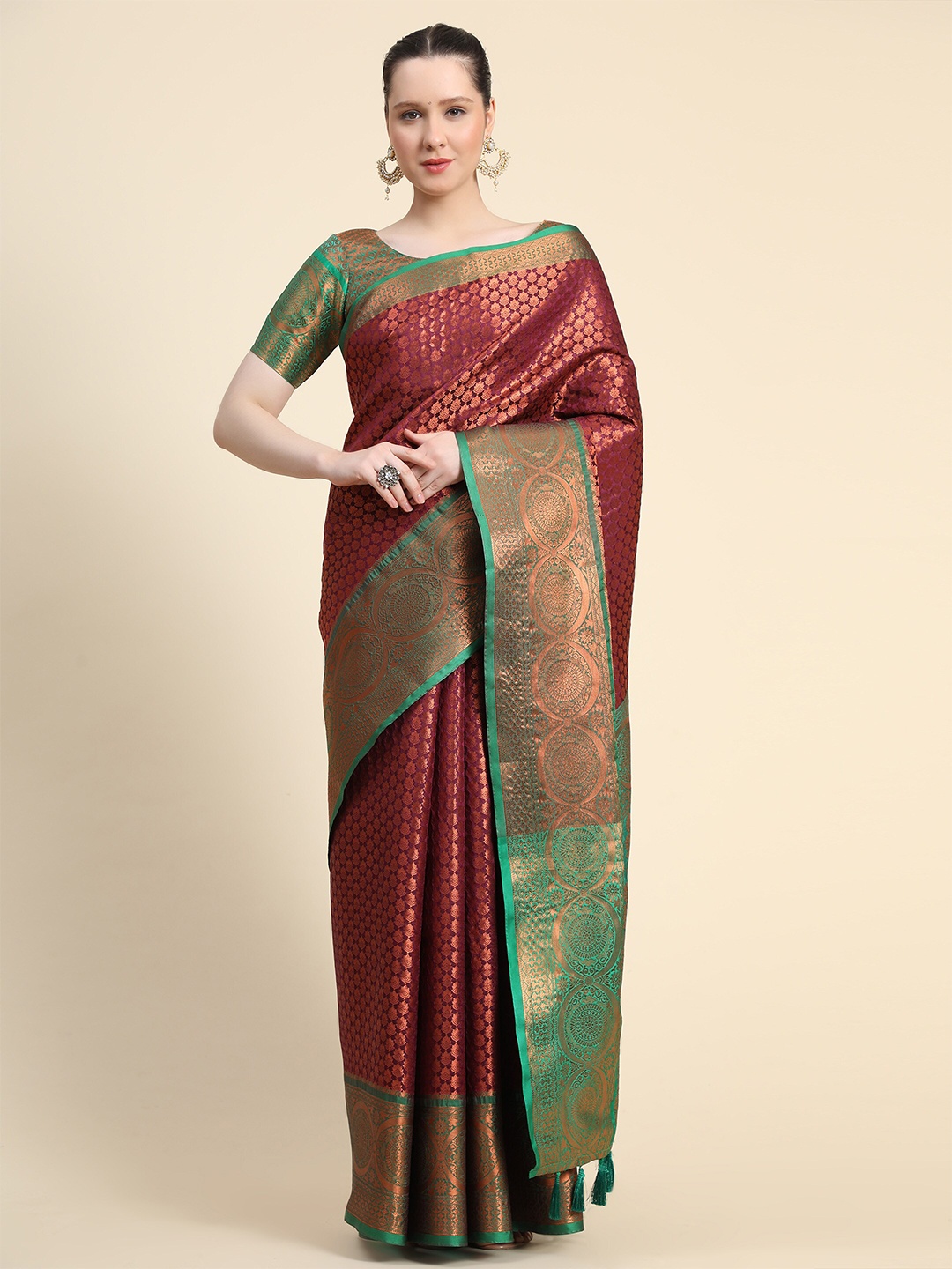 

Mitera Woven Design Zari Silk Blend Kanjeevaram Saree, Maroon