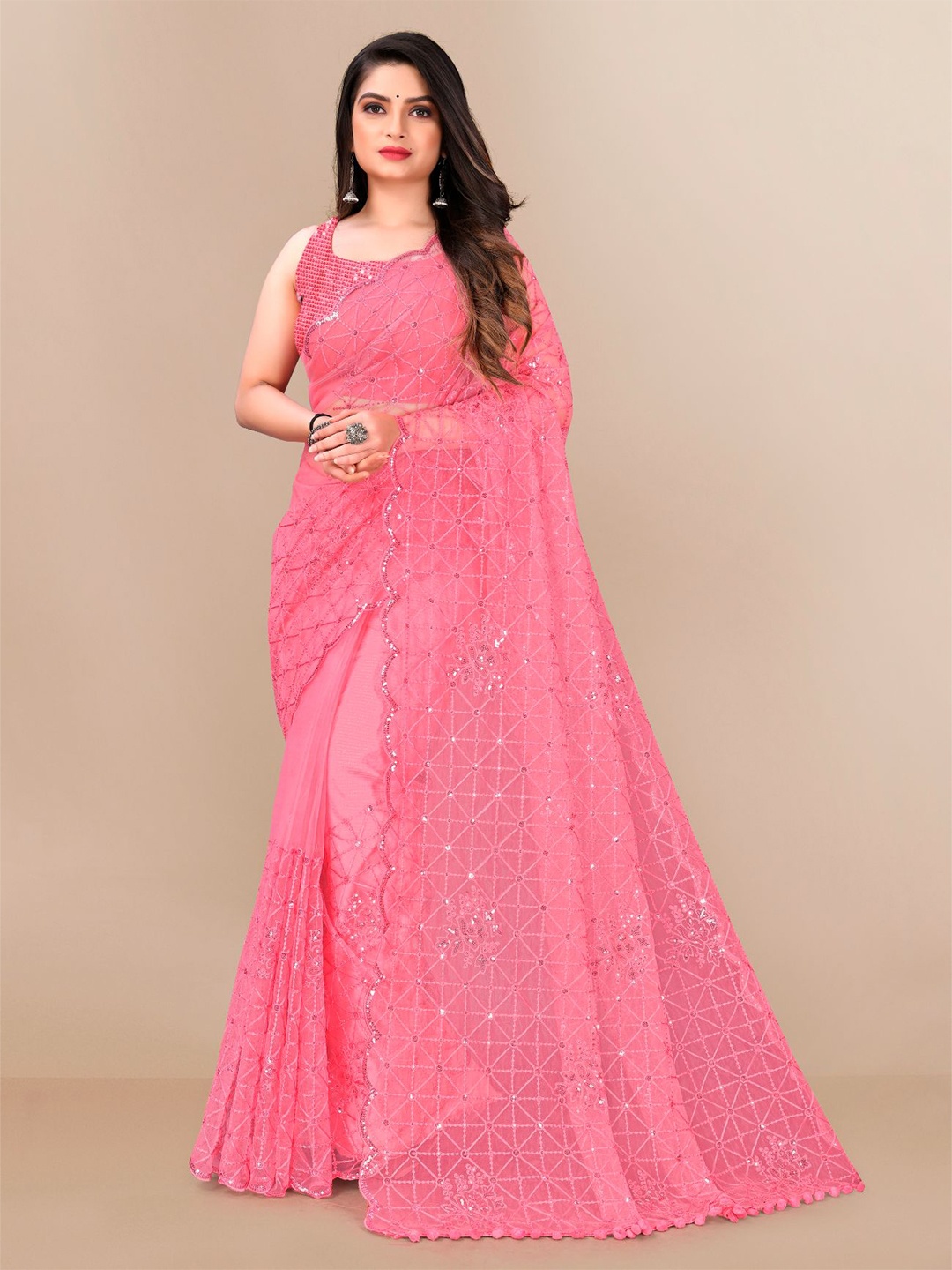 

VAIRAGEE Embellished Sequinned Net Saree, Pink