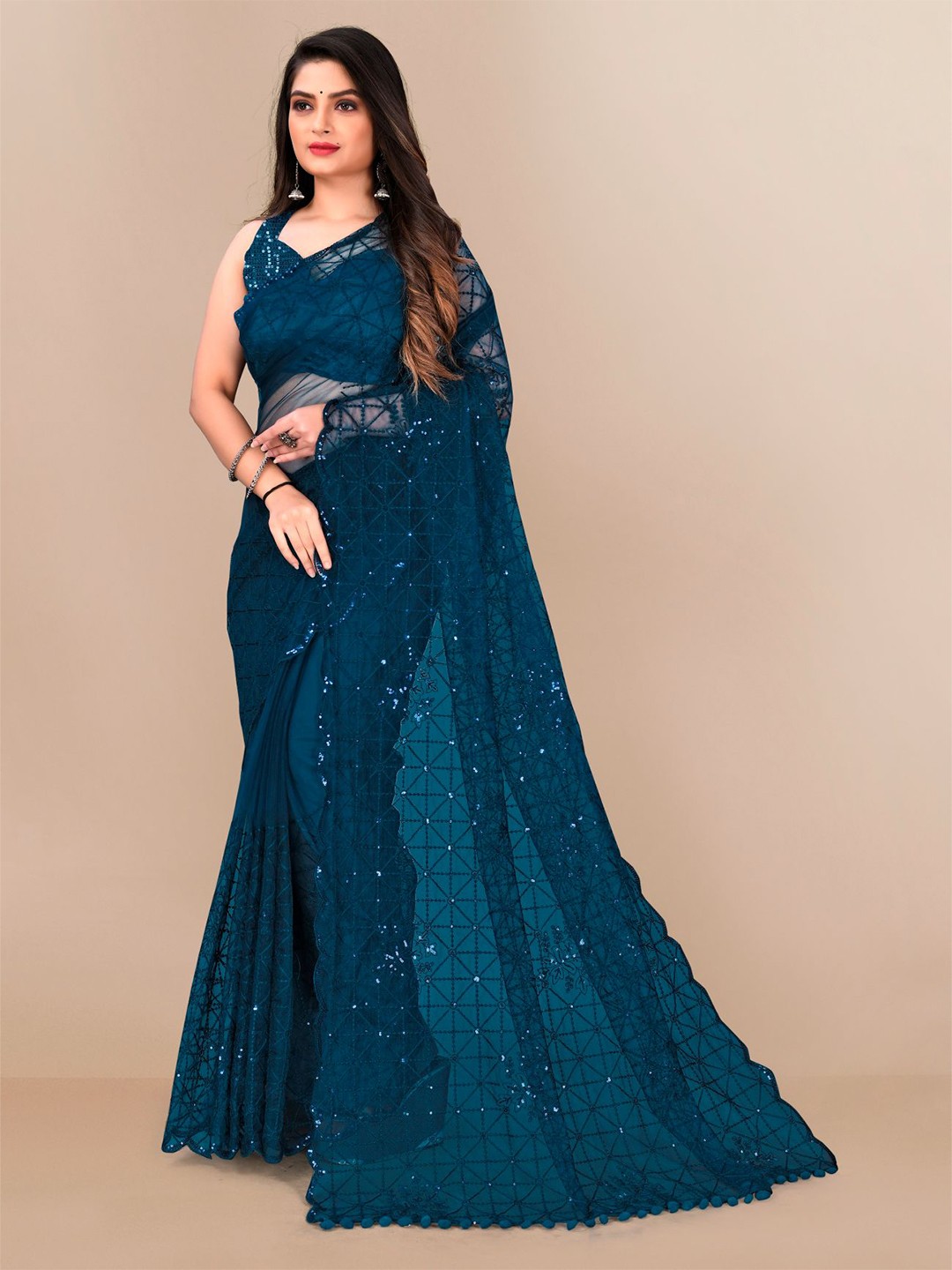 

VAIRAGEE Embellished Sequinned Net Saree, Teal