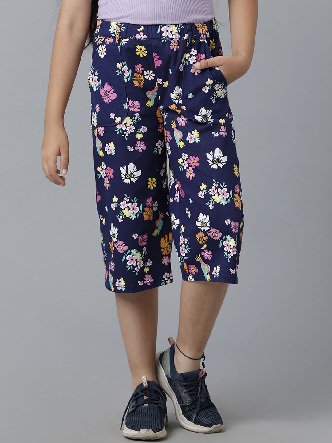 

UNDER FOURTEEN ONLY Girls Cotton Floral Printed Shorts, Navy blue